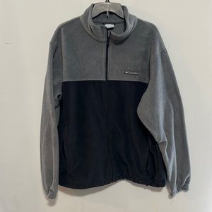 Euc columbia fleece. Black and grey